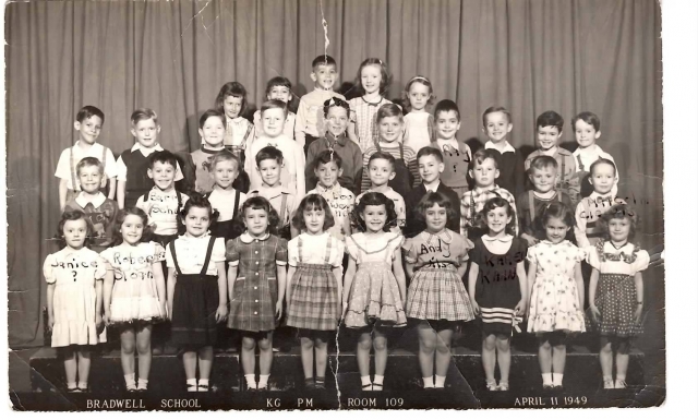 Bradwell Kindergarten 1949 - submitted by Karen Kahn Bezman